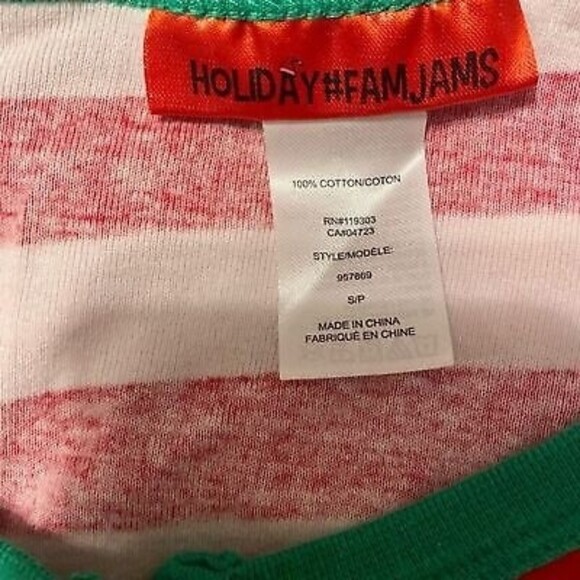 Matching Family Christmas Pajamas - Women’s Small - Picture 5 of 7